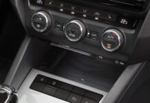 Apple CarPlay e Android Auto per Skoda Octavia 5E Apple CarPlay e Android Auto per Skoda Octavia 5E